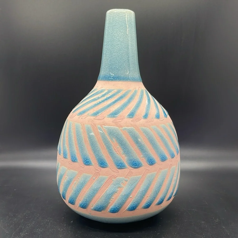 NWT Pier 1 retired pink and blue crazing textured slash lines vase